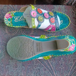 NEW.ELITE BY CORKY. SIZE 7.